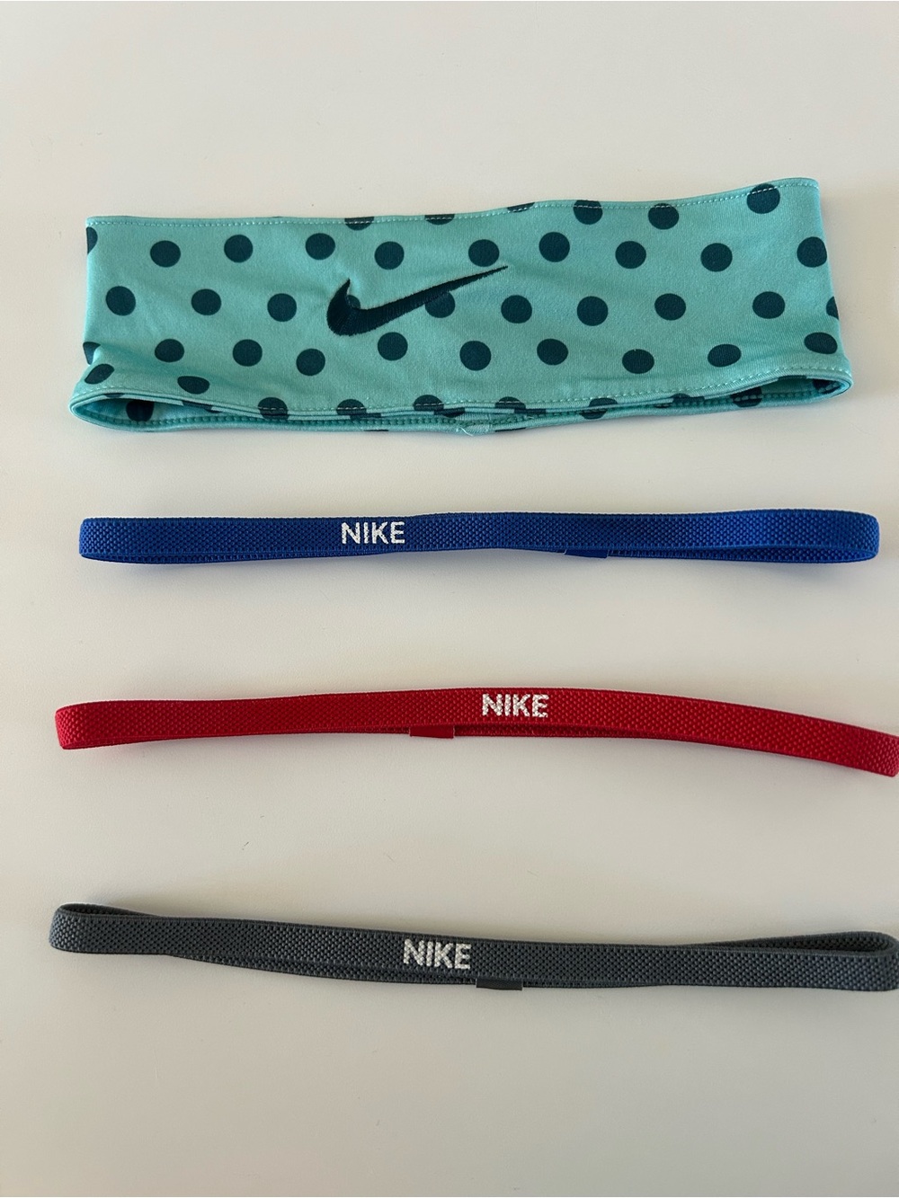 Like New Nike headbands head band for hair x 4